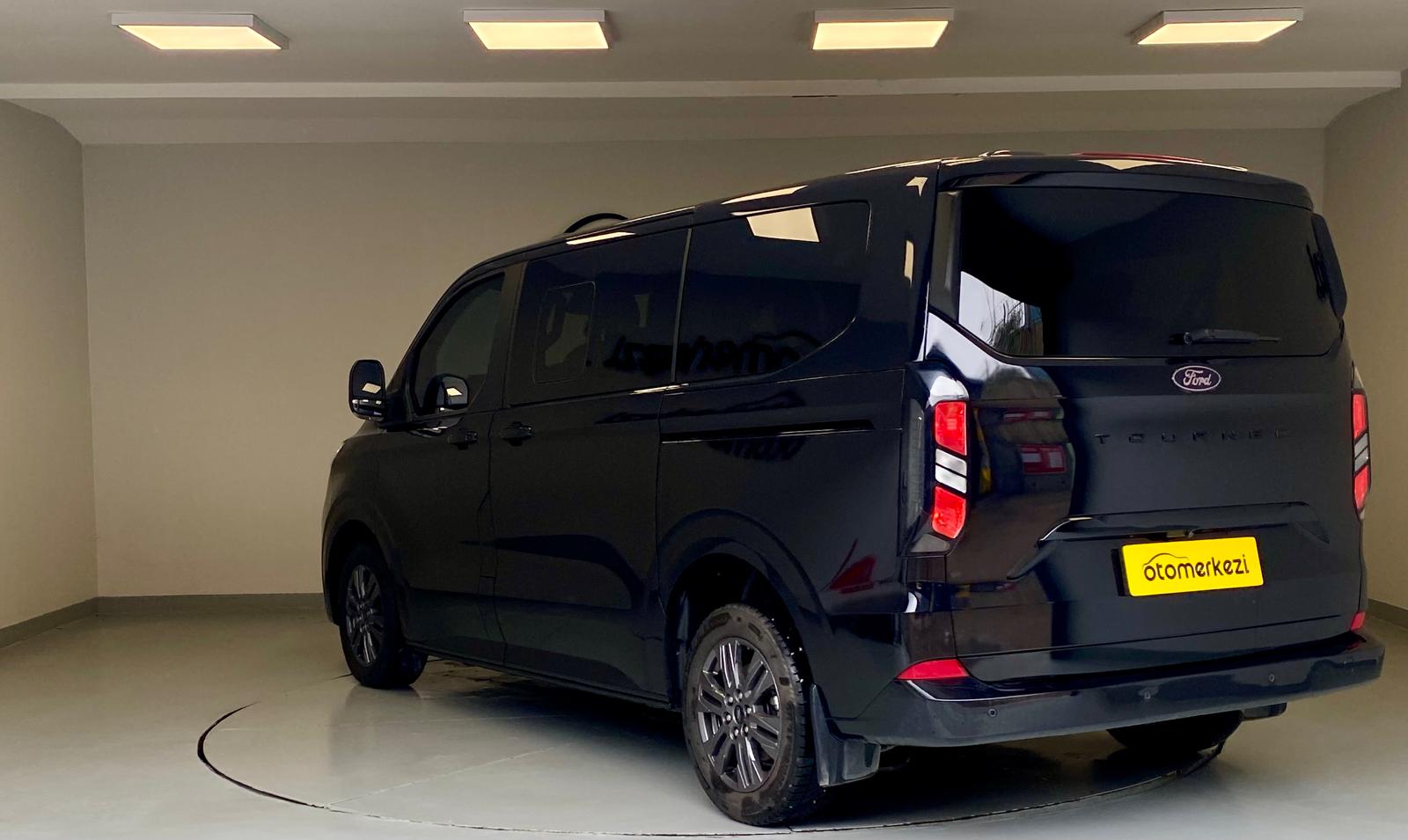 FORD TOURNEOCUSTOM320LECOBLUE 10